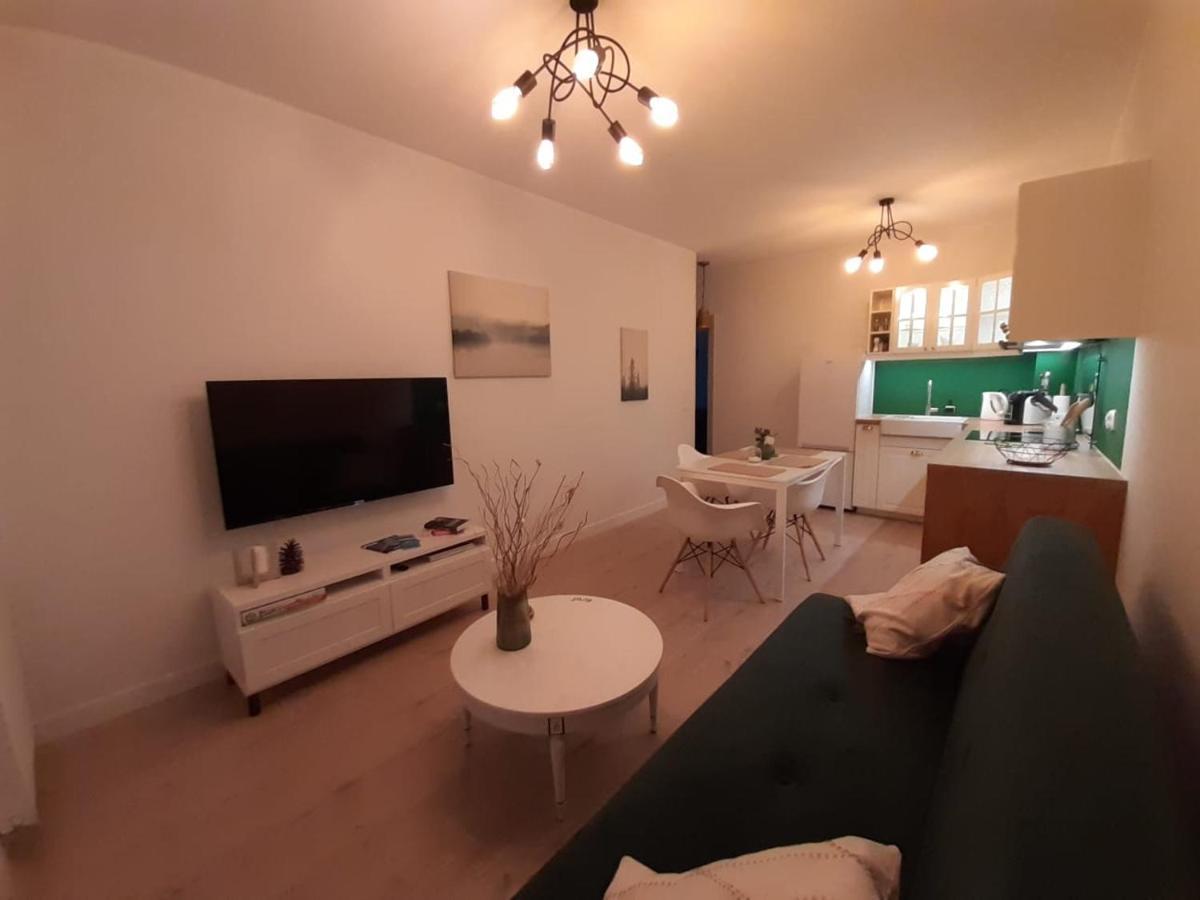 Komfortowy Apartament Przy Lesie Wejherowo Εξωτερικό φωτογραφία